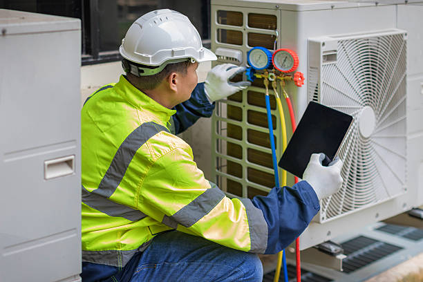 Professional Hvac technician working in Brainard, NY